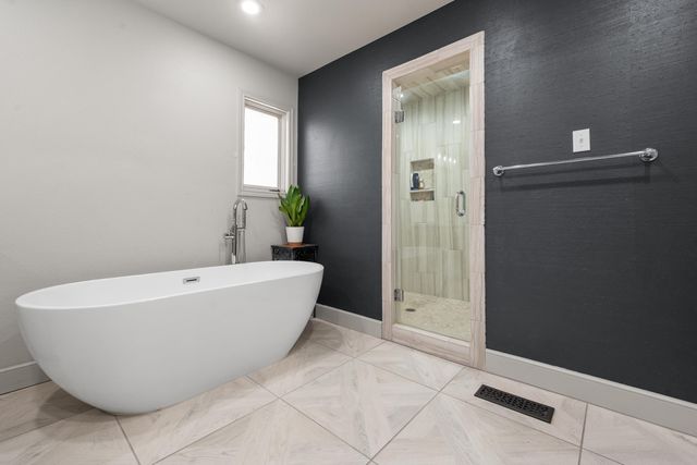 9609 Vicksburg Avenue, Lubbock, TX 79424