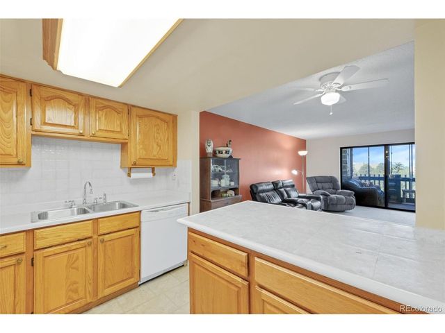 14001 E Marina Dr 224-607, Aurora, CO 80014
