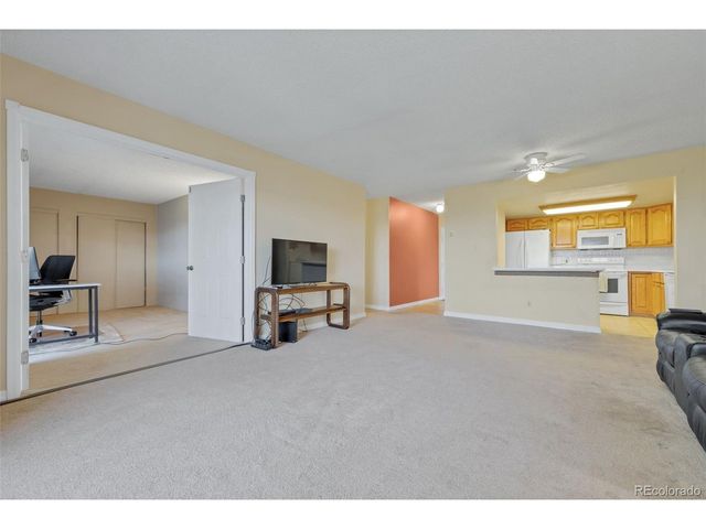 14001 E Marina Dr 224-607, Aurora, CO 80014