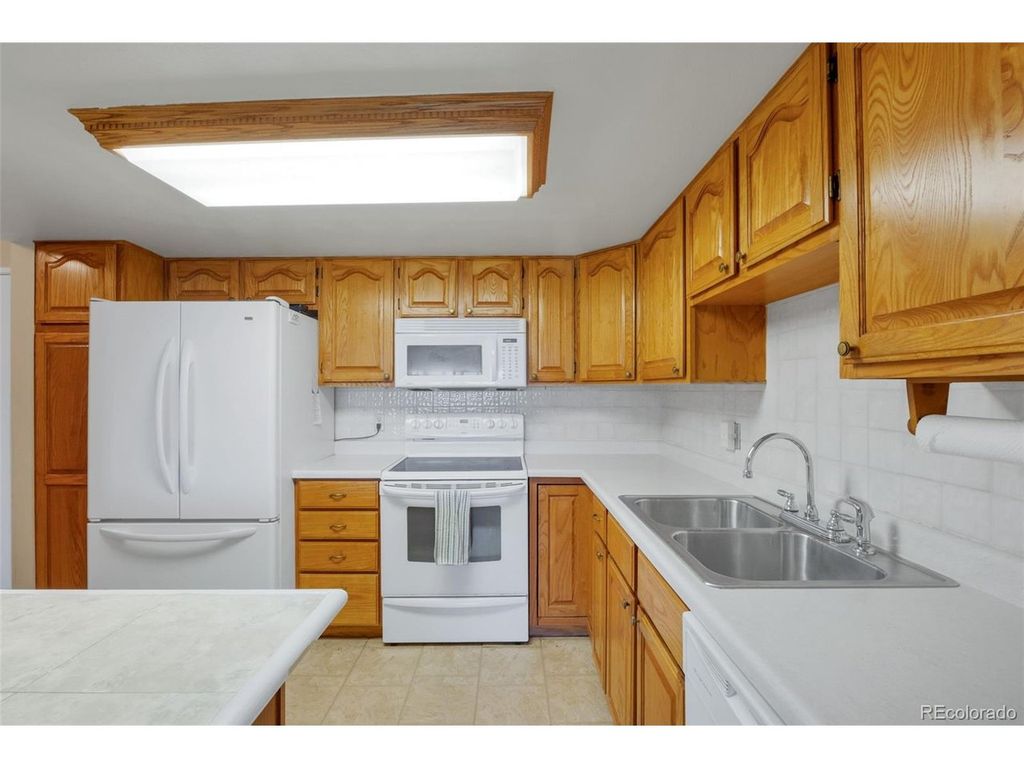 14001 E Marina Dr 224-607, Aurora, CO 80014