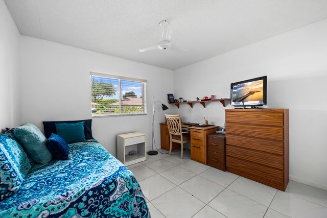 18762 Candlewick Drive, Boca Raton, FL 33496