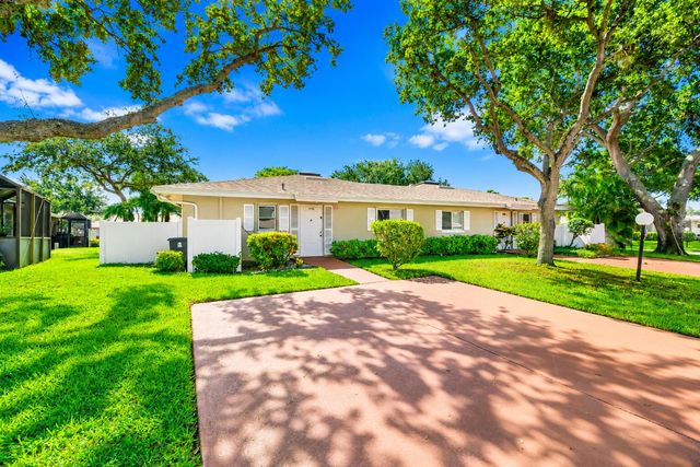 18762 Candlewick Drive, Boca Raton, FL 33496