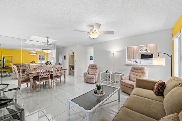 18762 Candlewick Drive, Boca Raton, FL 33496