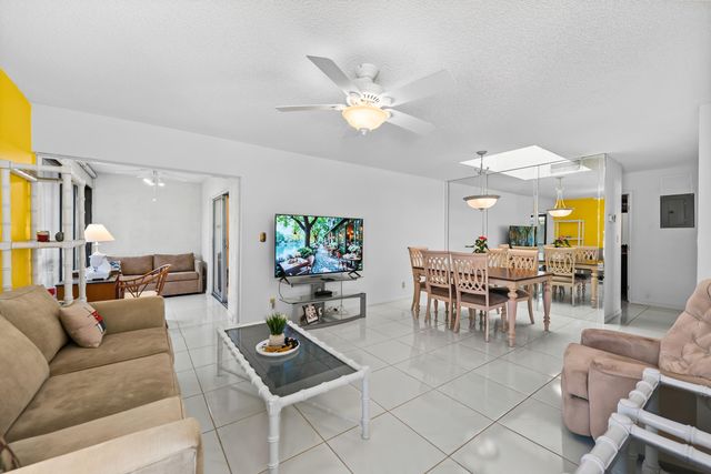 18762 Candlewick Drive, Boca Raton, FL 33496