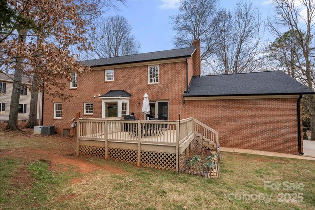 16417 Kimbolten Drive, Huntersville, NC 28078