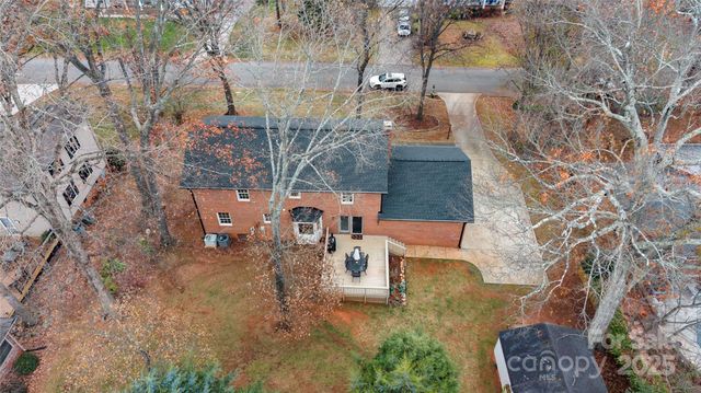16417 Kimbolten Drive, Huntersville, NC 28078