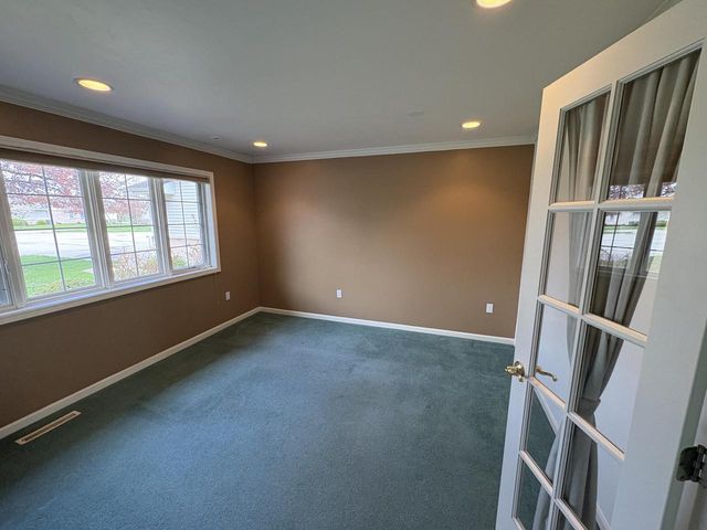 1534 River Pines DRIVE, Green Bay, WI 54311