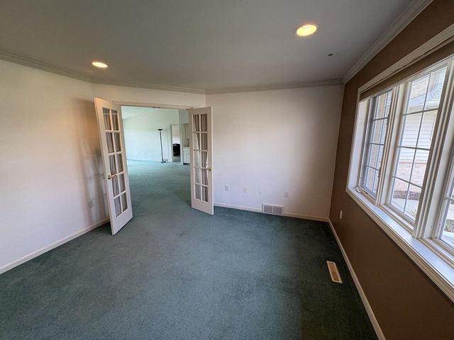 1534 River Pines DRIVE, Green Bay, WI 54311
