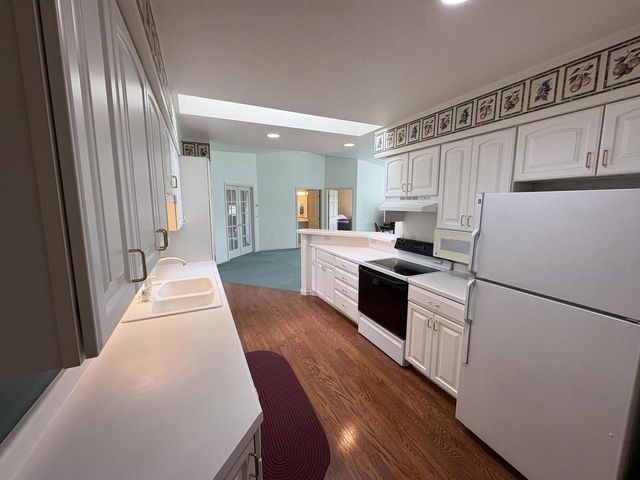 1534 River Pines DRIVE, Green Bay, WI 54311