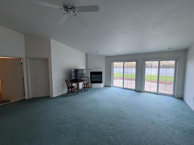 1534 River Pines DRIVE, Green Bay, WI 54311