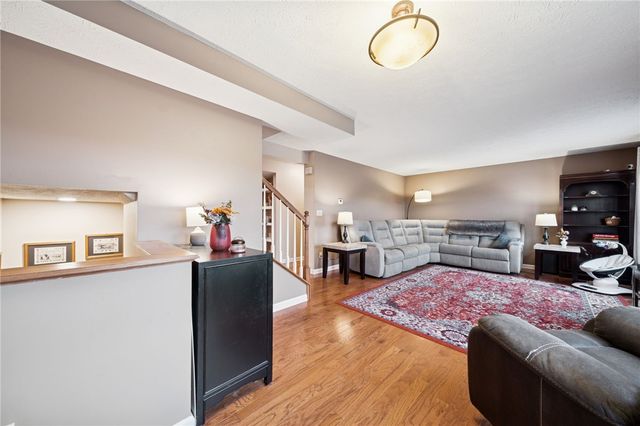 4003 Trail Side Ct, Penn Twp, PA 15644