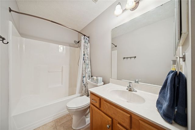 4003 Trail Side Ct, Penn Twp, PA 15644