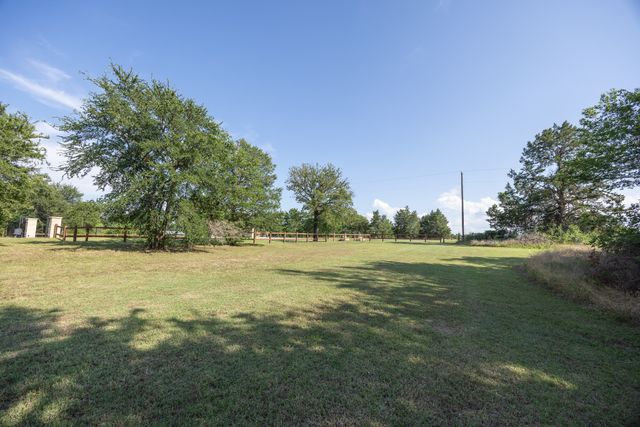 Lot 1 Diamond Point, Corsicana, TX 75109