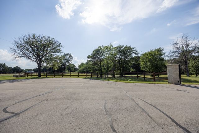 Lot 1 Diamond Point, Corsicana, TX 75109