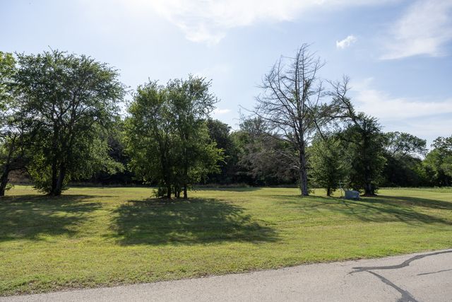 Lot 1 Diamond Point, Corsicana, TX 75109