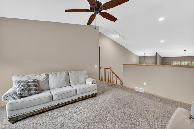 467 Sherbrooke Drive, Sun Prairie, WI 53590