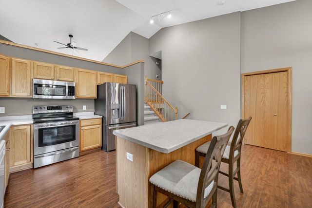 467 Sherbrooke Drive, Sun Prairie, WI 53590