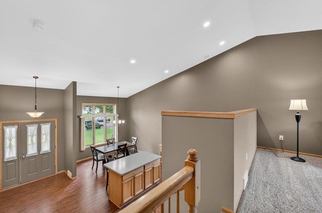 467 Sherbrooke Drive, Sun Prairie, WI 53590
