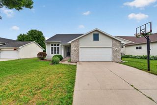 467 Sherbrooke Drive, Sun Prairie, WI 53590