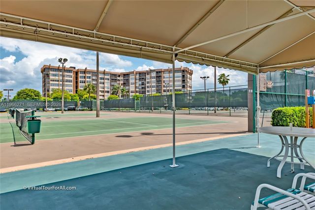 1400 Saint Charles Place 420, Pembroke Pines, FL 33026