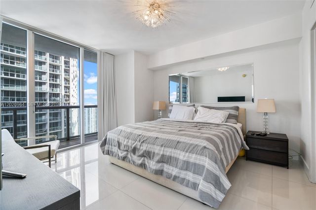 495 Brickell Ave 4510, Miami, FL 33131