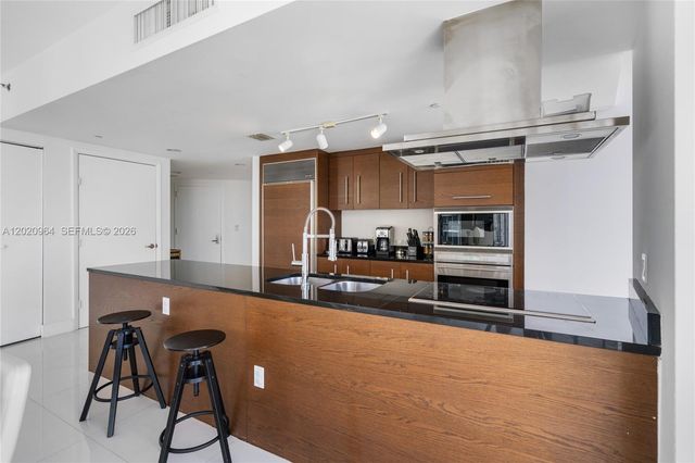 495 Brickell Ave 4510, Miami, FL 33131