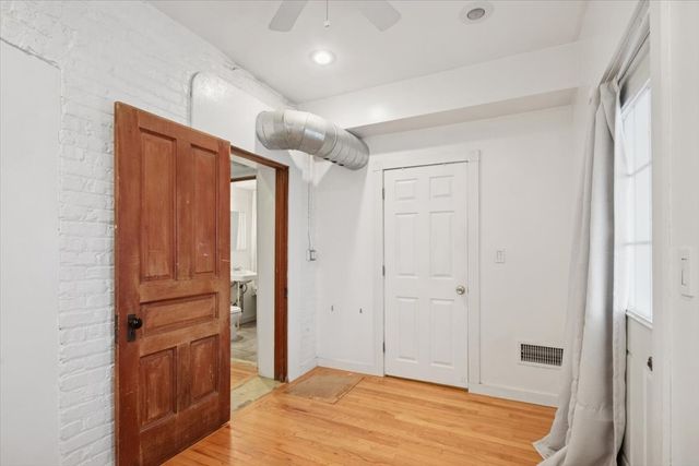 1011 N MOZART Street, Chicago, IL 60622