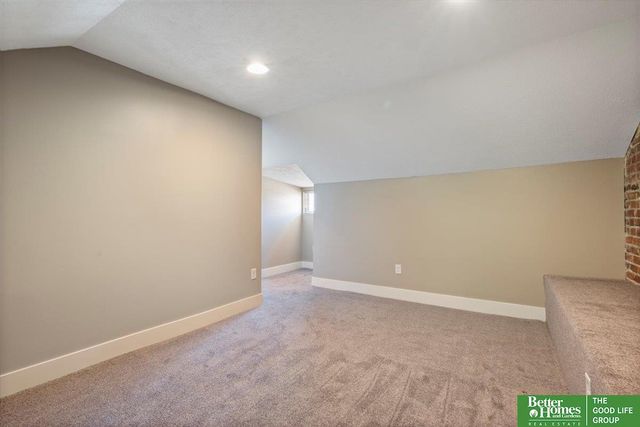 4008 Harney Street, Omaha, NE 68131