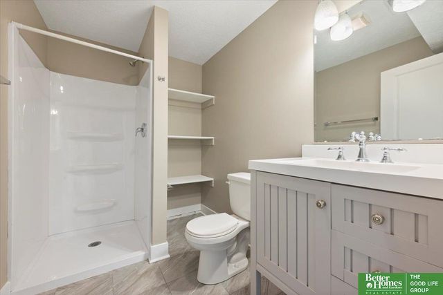 4008 Harney Street, Omaha, NE 68131