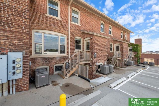4008 Harney Street, Omaha, NE 68131