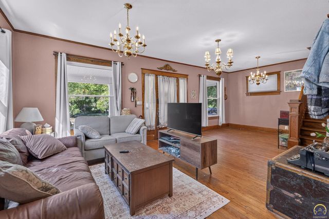 726 SW Buchanan ST, Topeka, KS 66606