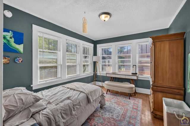 726 SW Buchanan ST, Topeka, KS 66606