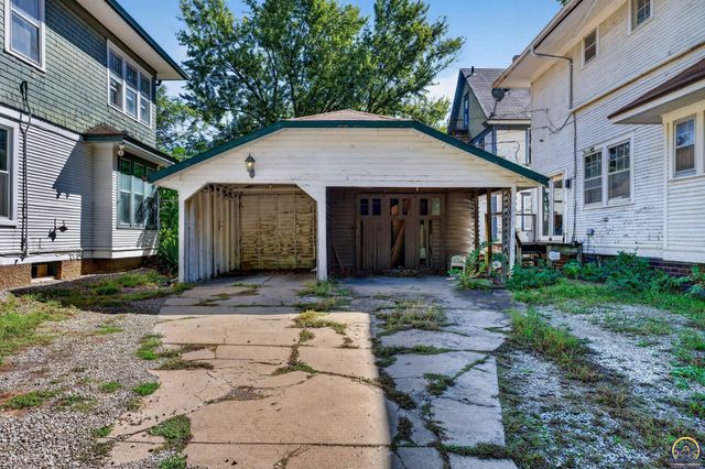726 SW Buchanan ST, Topeka, KS 66606