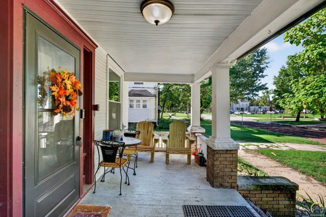 726 SW Buchanan ST, Topeka, KS 66606