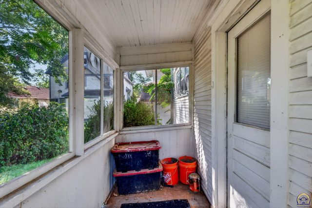 726 SW Buchanan ST, Topeka, KS 66606