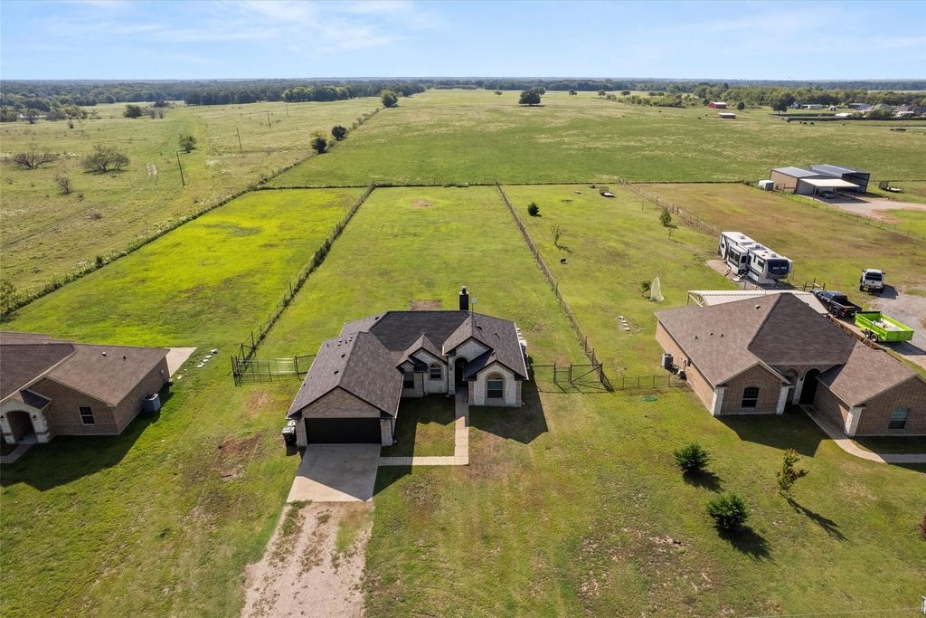 26182 FM 429, Terrell, TX 75161