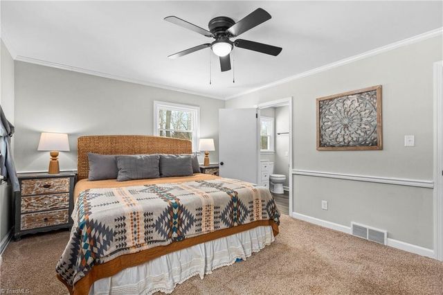 5370 Palisade Drive, Pfafftown, NC 27040