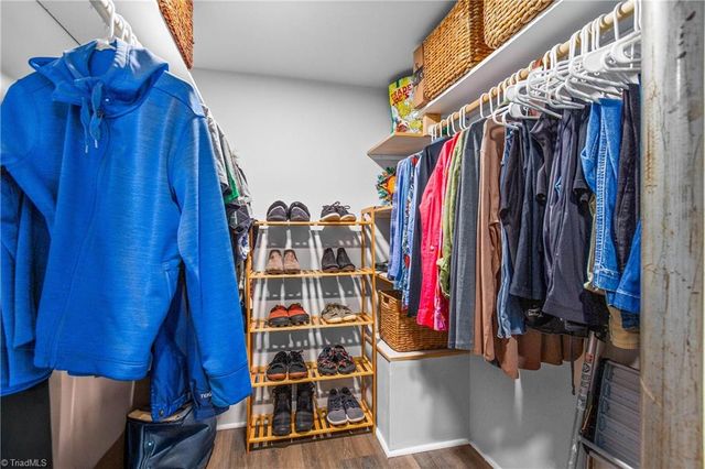 5370 Palisade Drive, Pfafftown, NC 27040