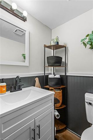 5370 Palisade Drive, Pfafftown, NC 27040