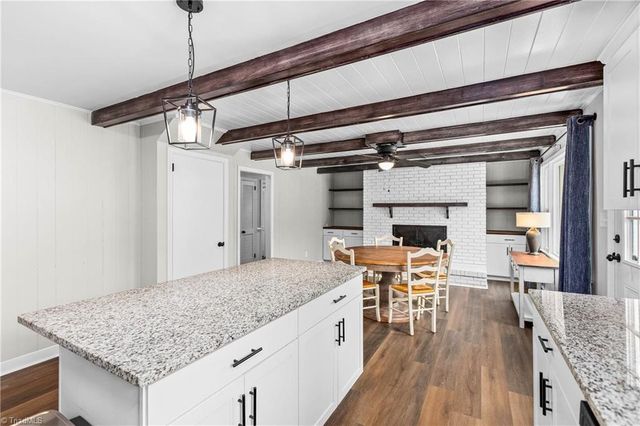 5370 Palisade Drive, Pfafftown, NC 27040