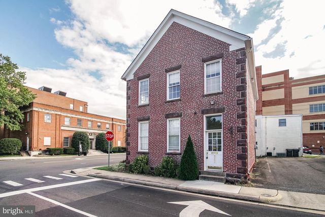 9251 LEE AVE, Manassas, VA 20110