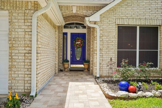 18727 Surreywood, San Antonio, TX 78258