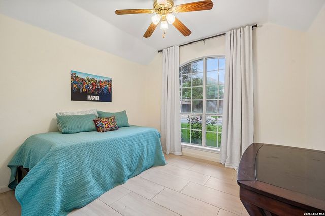18727 Surreywood, San Antonio, TX 78258
