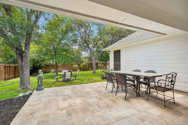 18727 Surreywood, San Antonio, TX 78258