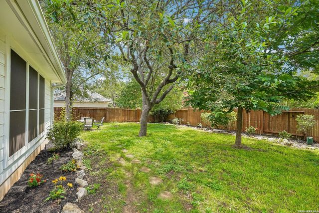 18727 Surreywood, San Antonio, TX 78258