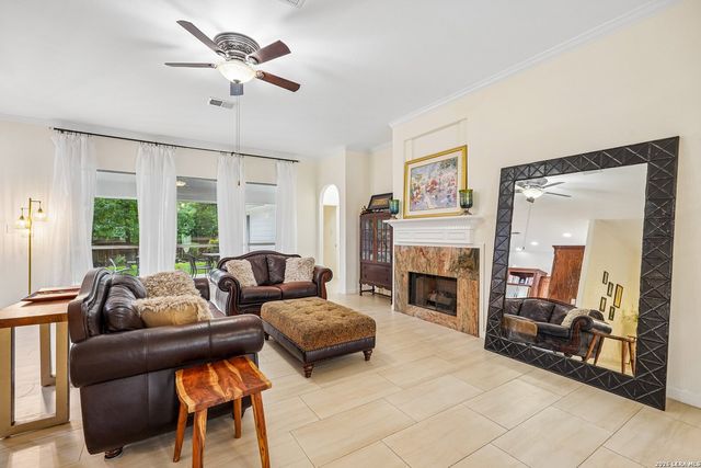 18727 Surreywood, San Antonio, TX 78258