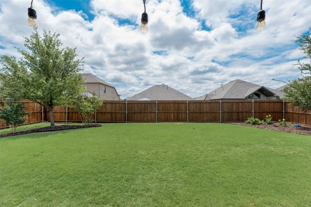 3012 Winchester Avenue, Melissa, TX 75454