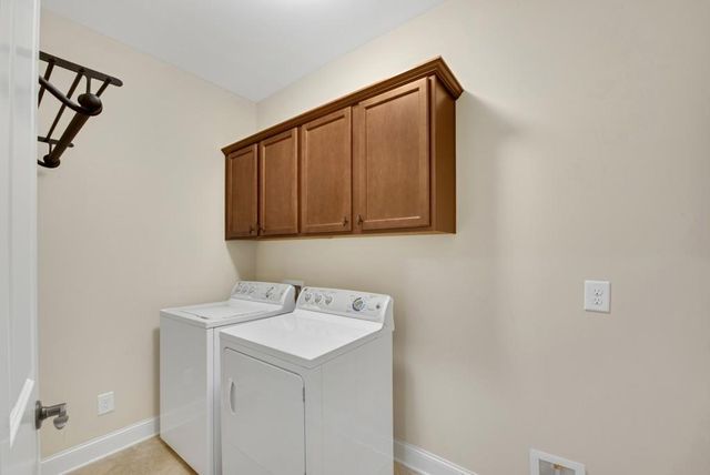 2842 Middlecreek Way 1602, Cumming, GA 30041