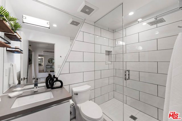 647 Mildred Avenue, Venice (los Angeles), CA 90291