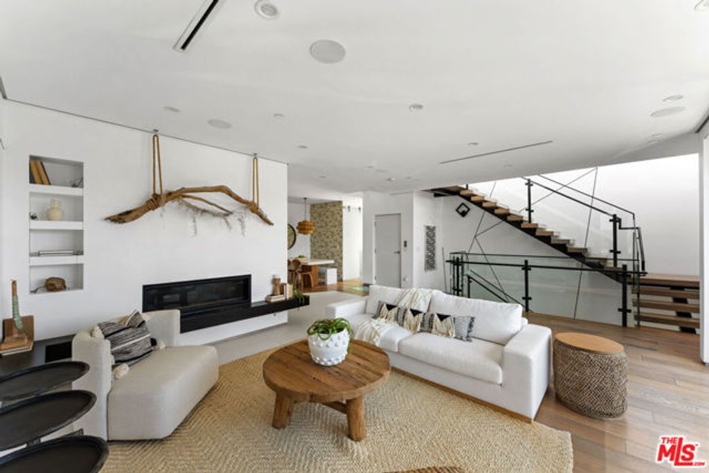 647 Mildred Avenue, Venice (los Angeles), CA 90291